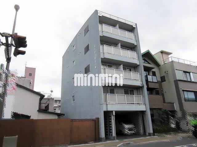 建物外観　エレベーター付きのマンションです