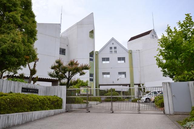 中学校　横浜市立小田中学校（中学校）まで311m