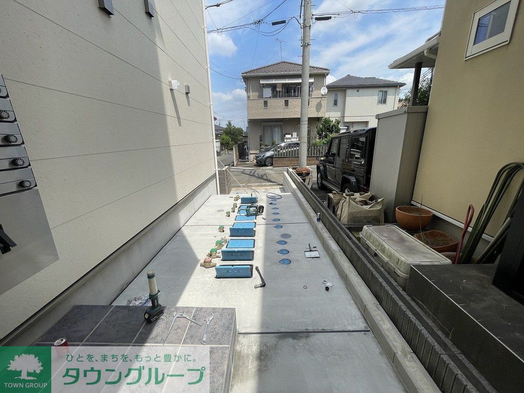 エントランス　駐車場
