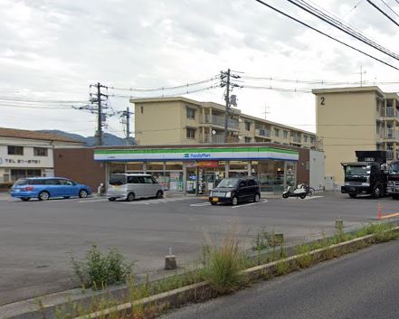 コンビニ　ファミリーマート 松江東津田店（コンビニ）まで456m
