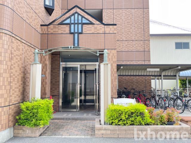 ロビー　外観写真（昼）