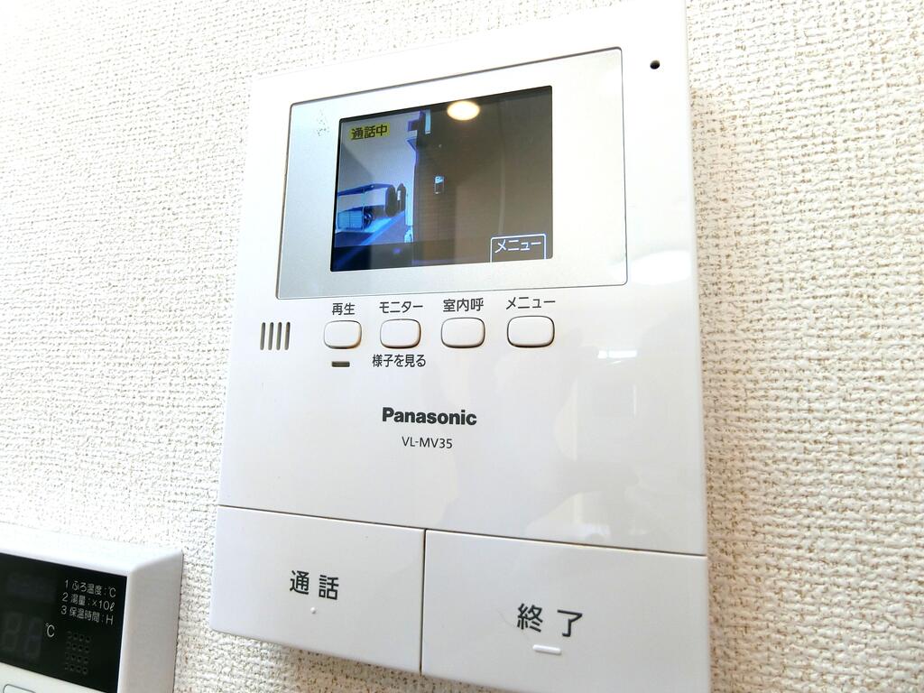 セキュリティ　同型物件の写真、配色に違いあり
