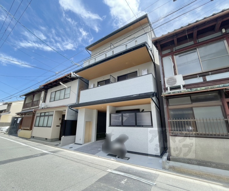 アドバンスコート四条堀川IIの外観写真