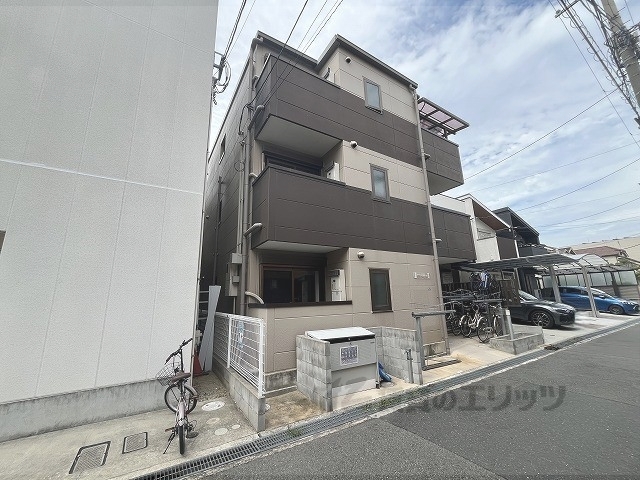 TST稲野駅前の外観写真