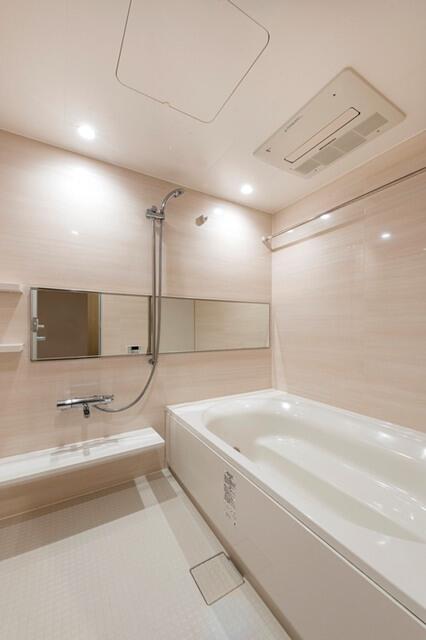 バス・シャワールーム　※写真は同タイプ住戸です。