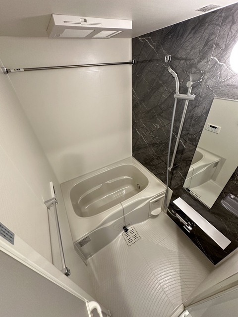 バス・シャワールーム　同施工会社参考写真です