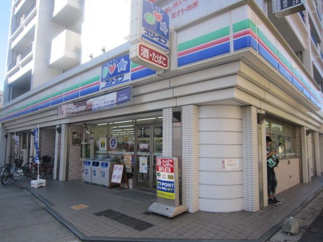 コンビニ　スリーエフ行徳駅前店（コンビニ）まで101m