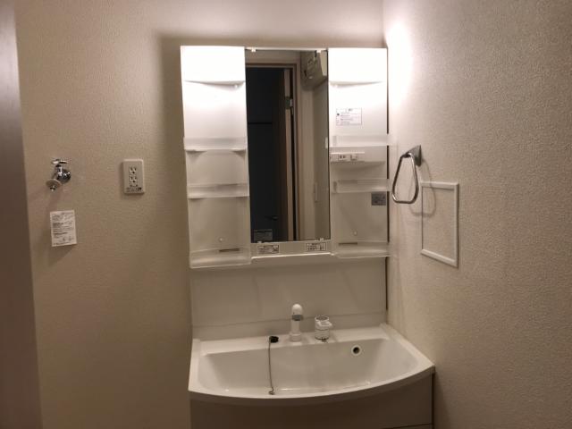 洗面設備　洗髪洗面化粧台