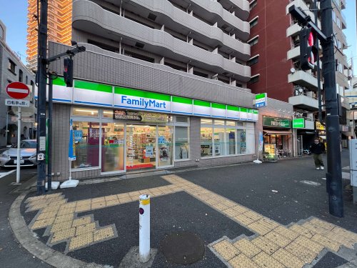 コンビニ　ファミリーマート 一の橋店（コンビニ）まで157m