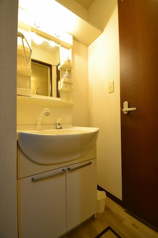 洗面設備　忙しい朝の味方！シャワー付き洗面台☆※前回募集時参考写真