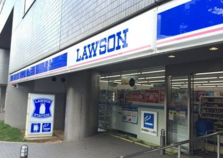 コンビニ　ローソン 高輪三丁目店（コンビニ）まで176m