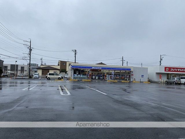 コンビニ　ローソン（コンビニ）まで403m