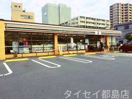 コンビニ　セブンイレブン大阪緑1丁目店（コンビニ）まで525m