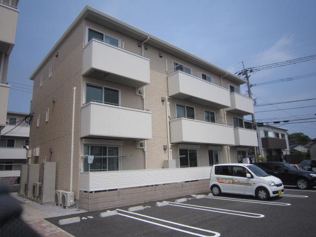 トップスターコート宮崎 D棟の外観写真
