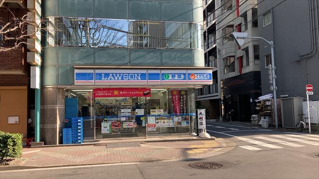 コンビニ　ローソン 日本橋箱崎店（コンビニ）まで508m