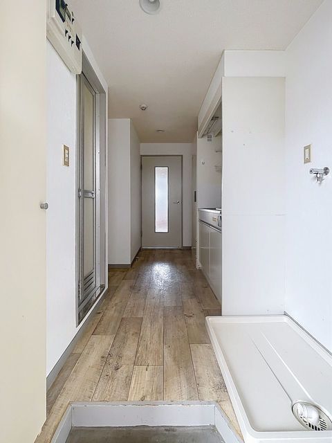 パレスミユキ6番館の玄関写真