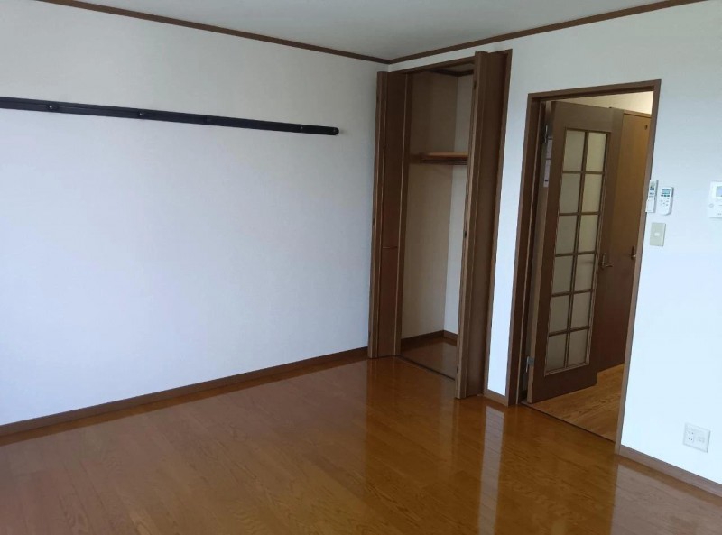 パークサイド長峰IIの居間写真