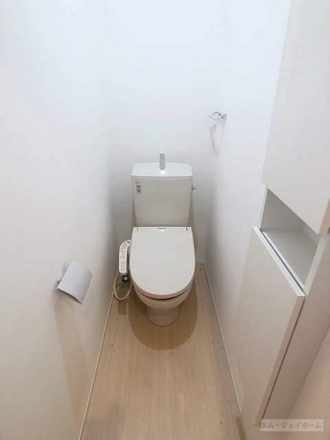 ＪＲ東海道本線 南草津駅 徒歩30分 2階建 築11年のトイレ写真