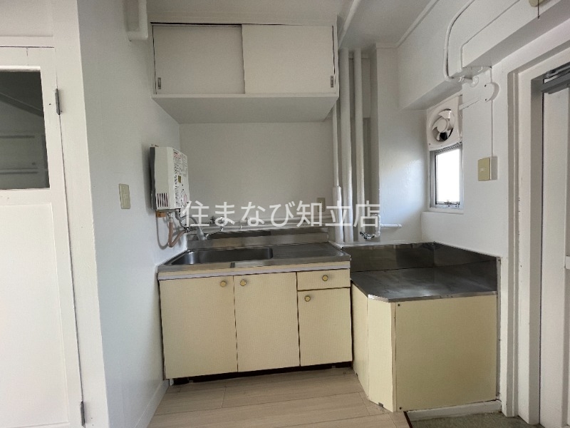 キッチン　同型別部屋写真