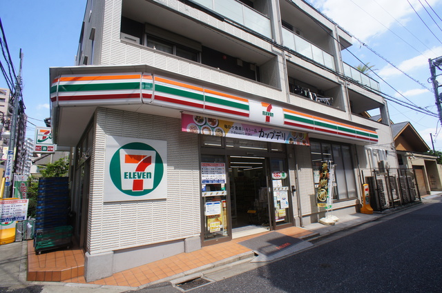 コンビニ　セブンイレブン下高井戸駅北口店（コンビニ）まで254m