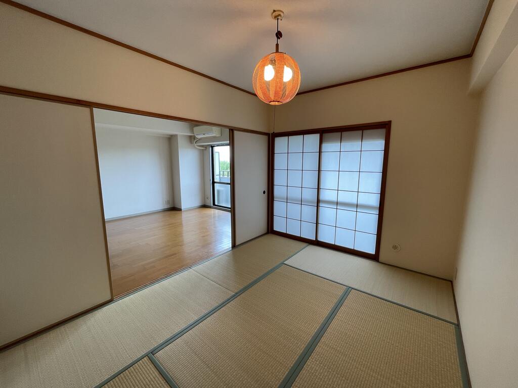 グランデュール鴨川2番館の内装写真