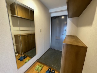 グランデュール鴨川2番館の玄関写真
