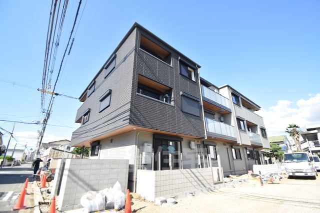 ＪＲ阪和線 鳳駅 徒歩5分 築4年