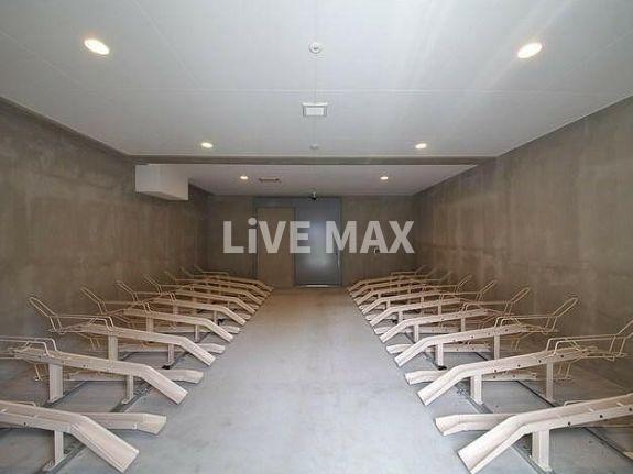 駐車場　駐輪場
