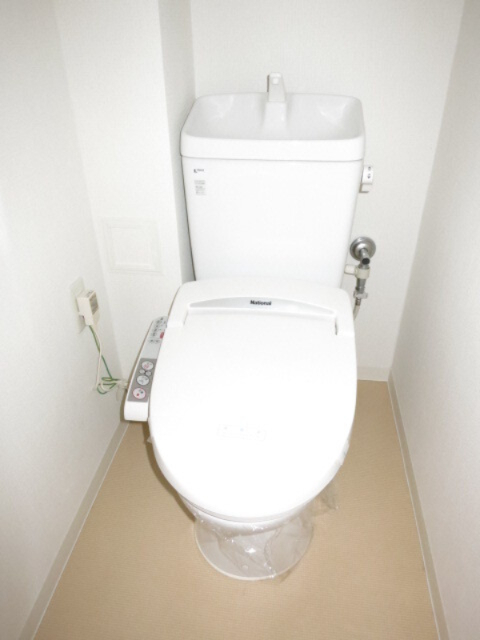トイレ　※別部屋参考写真