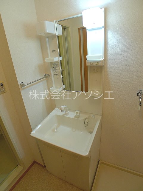 洗面設備　シャンプードレッサー