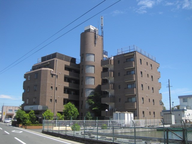 ミラクル西塚の外観写真