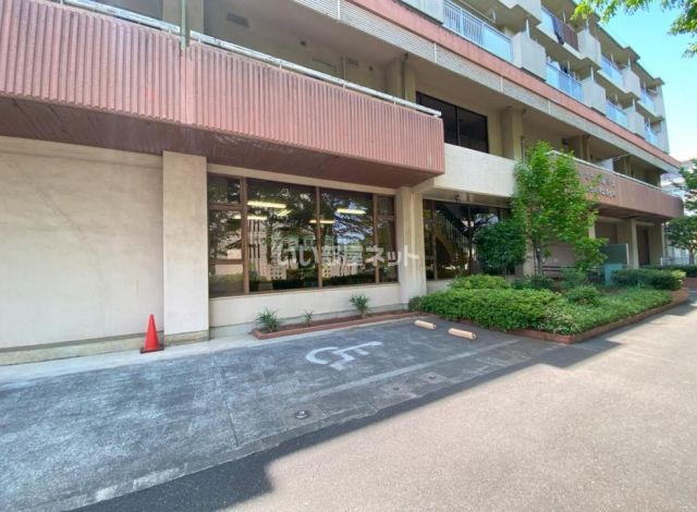 図書館　富士見図書館（図書館）まで1320m