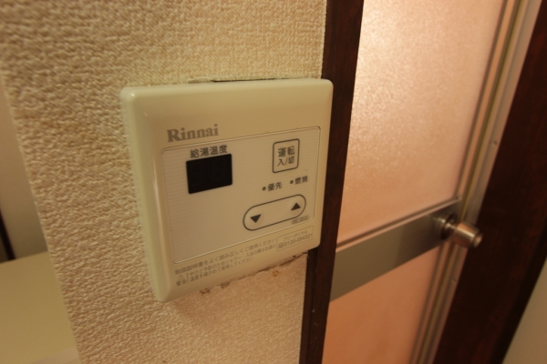 その他設備　給湯機