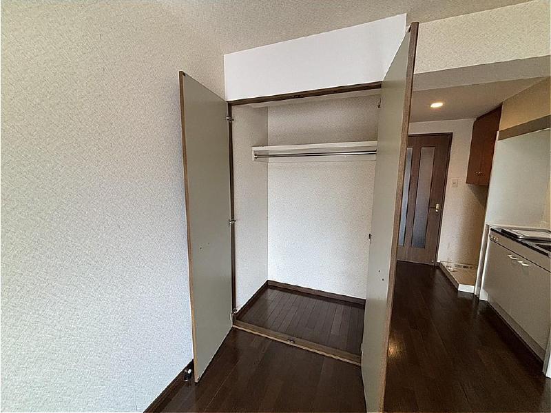 フィオーレおおとり2の内装写真