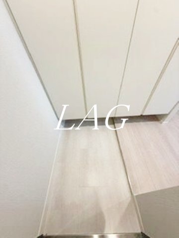 玄関　玄関です。