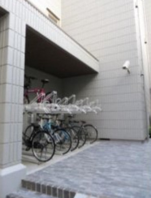 ＪＲ山手線 目黒駅 徒歩9分 5階建 築8年の外観写真