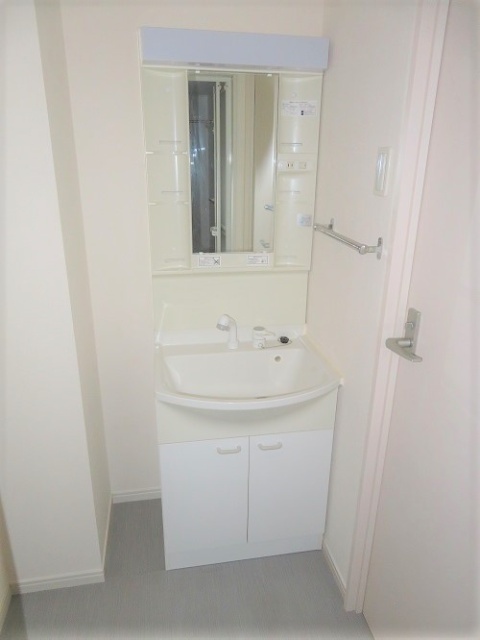 洗面設備　同タイプのお部屋です。