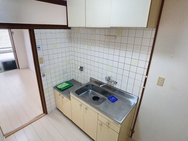 キッチン　2024年7月撮影※現況を優先致します。