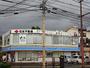 コンビニ　ローソン鹿児島鴨池一丁目店（コンビニ）まで535m