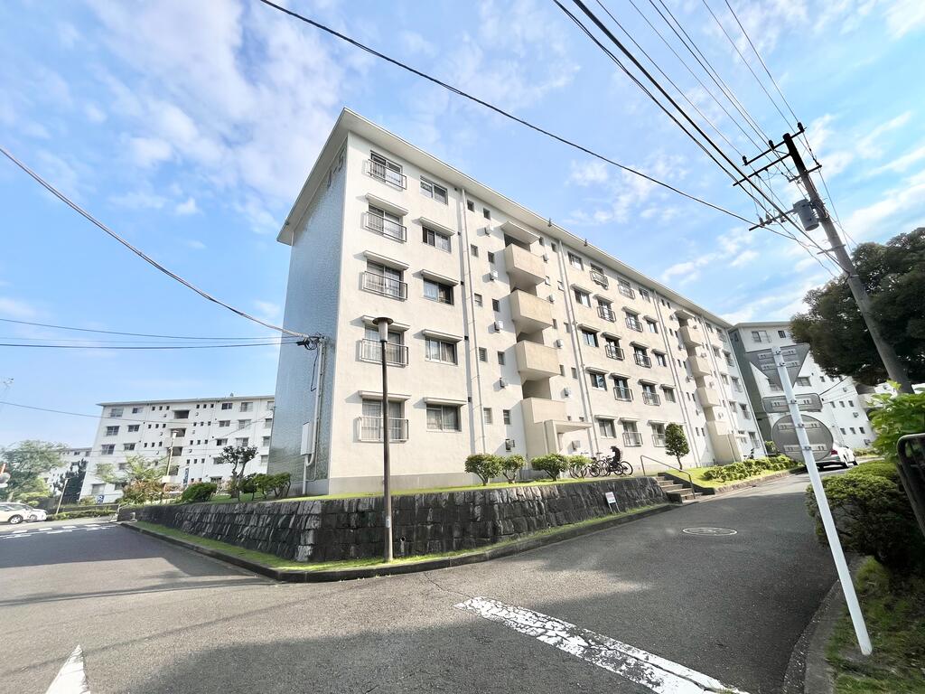 建物外観　人気の1階です。洋光台駅より徒歩5分の好立地！