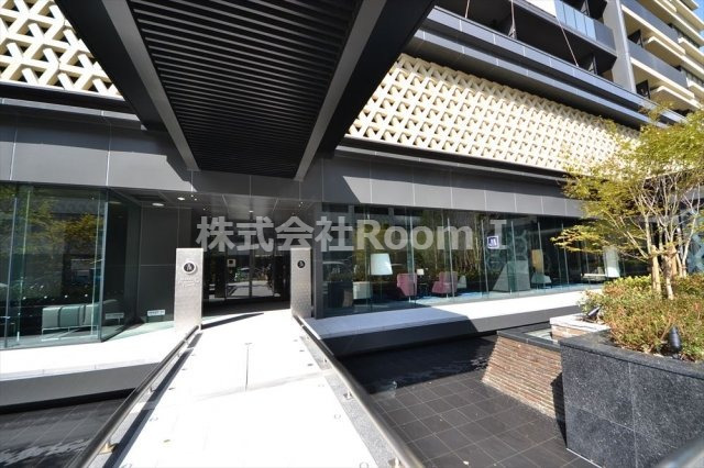 ロビー　落ち着いたロビーです