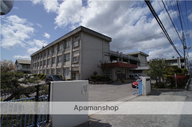 小学校　倉敷市立庄小学校（小学校）まで373m