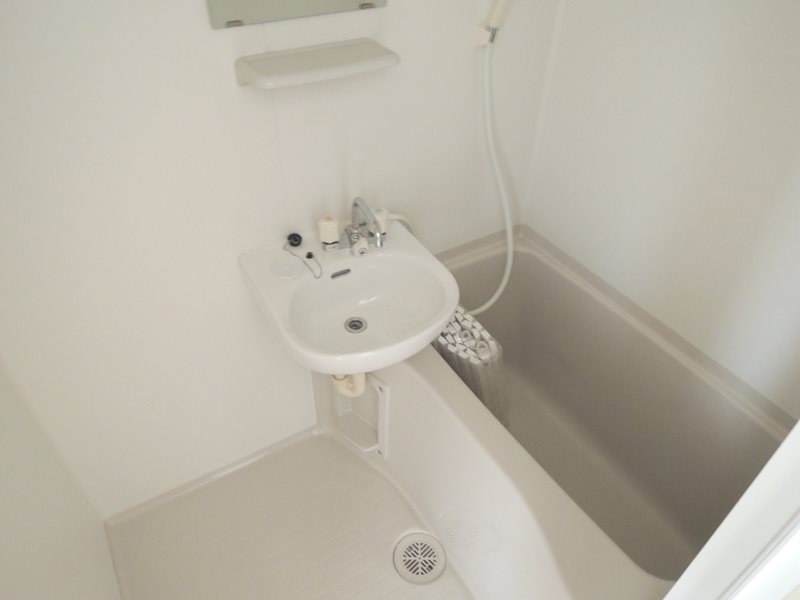 バス・シャワールーム　家具家電付き