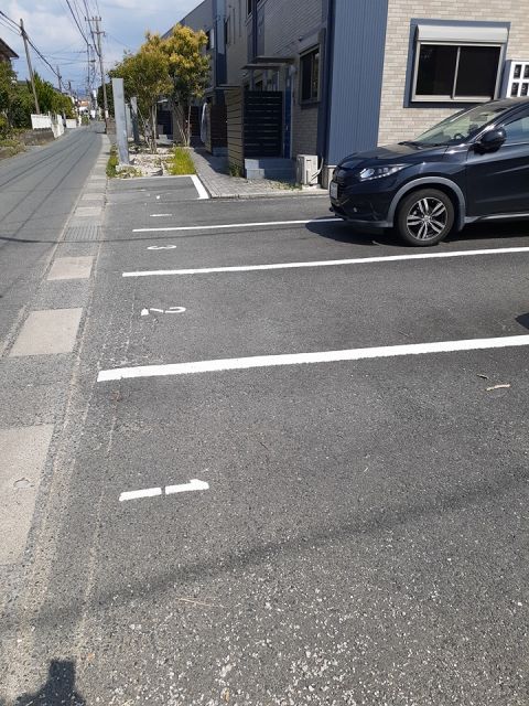 【ジェイズタウンＡの駐車場】