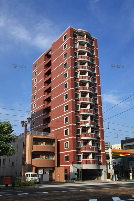 【家納喜本川館の建物外観】