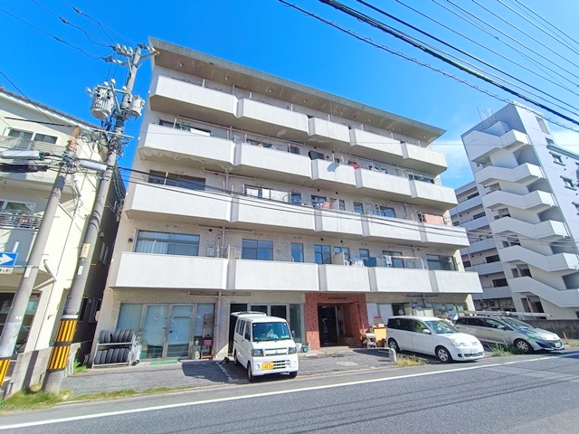 広島市西区中広町のマンションの建物外観