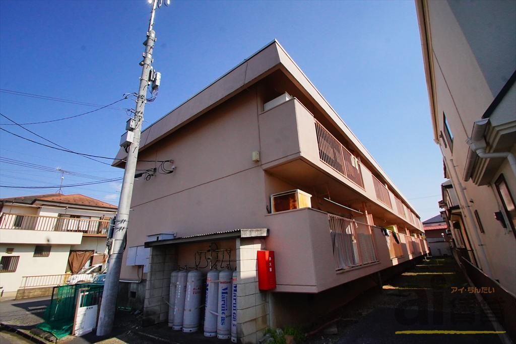 小嶋ハイム1号館の建物外観