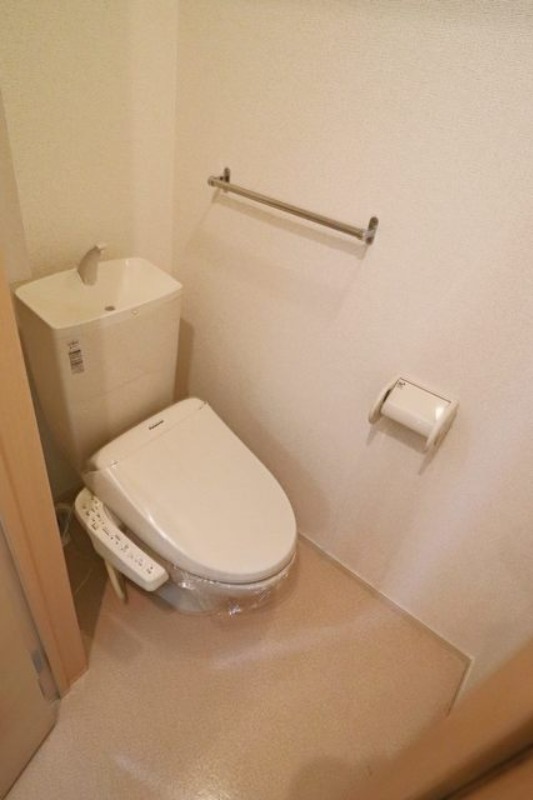 トイレ　図面と現状に相違がある場合には現状を優先