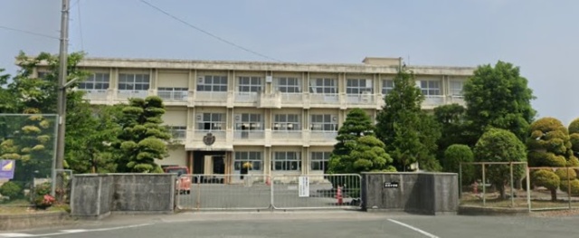 【クローバー横須賀の中学校】