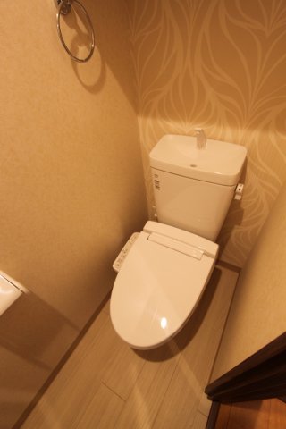 トイレ　※お部屋写真は参考です